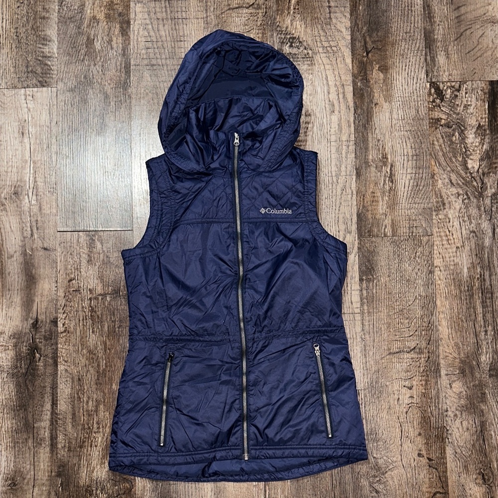 Columbia Women's Navy Blue Hooded Vest